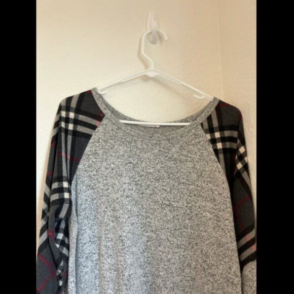 Reborn J brand lightweight sweater size XL - Picture 2 of 6